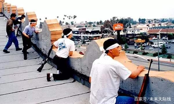 洛杉矶屋顶上的韩国人是什么意思插图