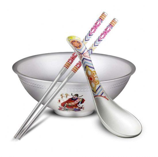 一个碗一双筷子三个勺子的解释是什么插图1